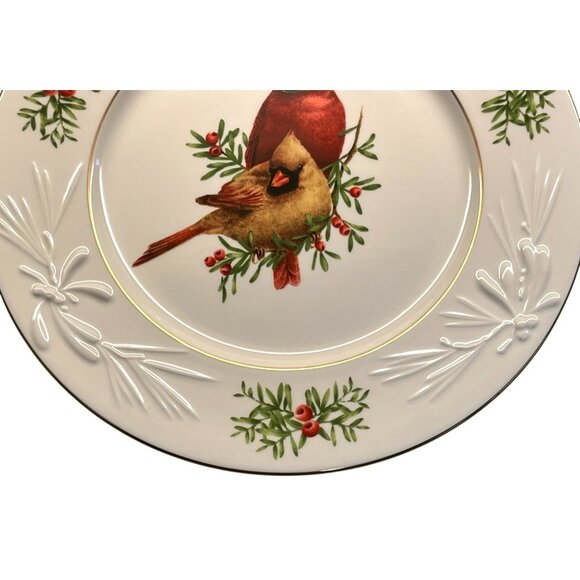 Lenox Winter Greetings Carved Accent Cardinal Plate Catherine McClung 9 1/2" - Picture 4 of 7